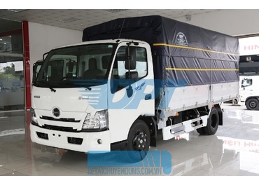 Giá Xe tải Hino 2,5 tấn XZU 710 Thùng dài 4M5 mới nhất