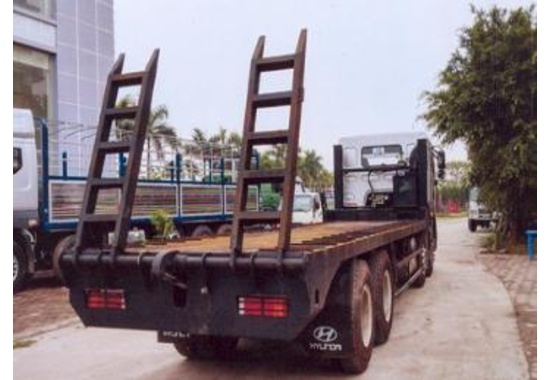 Xe chở xe máy CHENGLONG LZ1311QELT 16,3 tấn