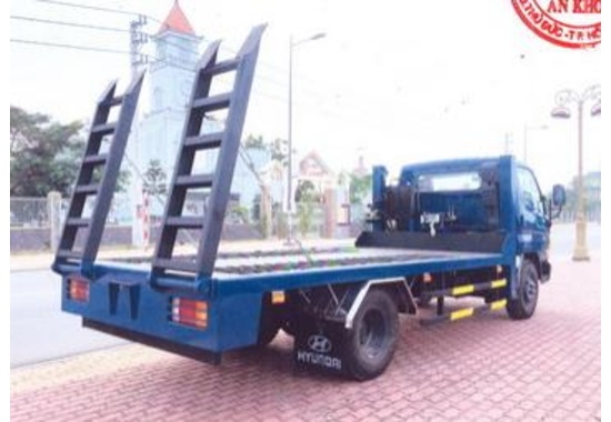 Xe chở xe máy HYUNDAI NEW MIGHTY 110S 5,8 tấn