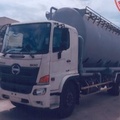 Xe chở thức ăn chăn nuôi HINO FG8JP7A-E 7,2 tấn