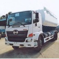 Xe chở thức ăn chăn nuôi HINO FL8JT7A-J 14,2 tấn