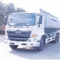 Xe chở thức ăn chăn nuôi HINO FL8JT7A-K 13,5 tấn