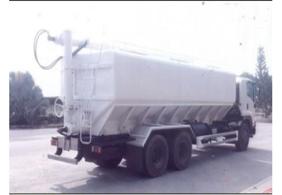Xe chở thức ăn chăn nuôi ISUZU FVM34T-15-C16 13,7 tấn
