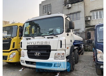 Xe bồn phun nước rửa đường 17 khối Hyundai HD320 - 4 chân 8x8