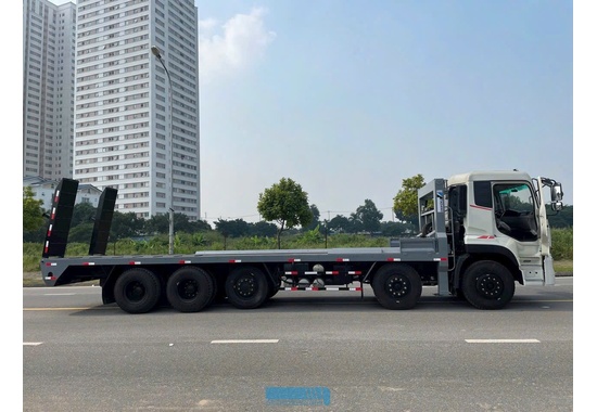 Xe tải 5 chân Dongfeng Nhập khẩu Chuyên Dùng Chở Máy