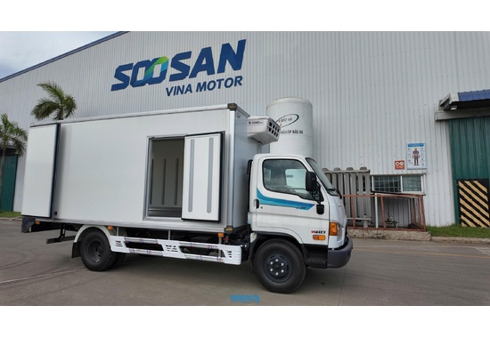 Hyundai W11S Thùng Đông Lạnh