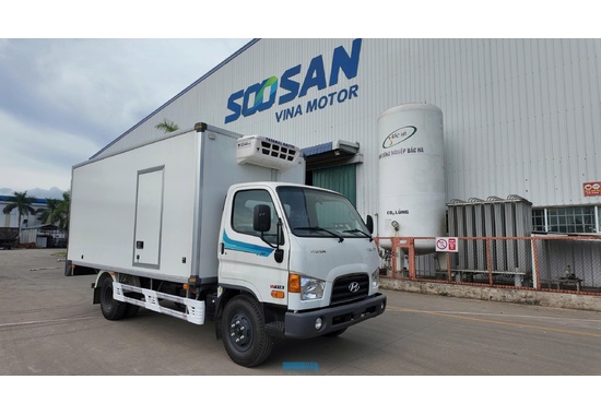 Hyundai W11S Thùng Đông Lạnh